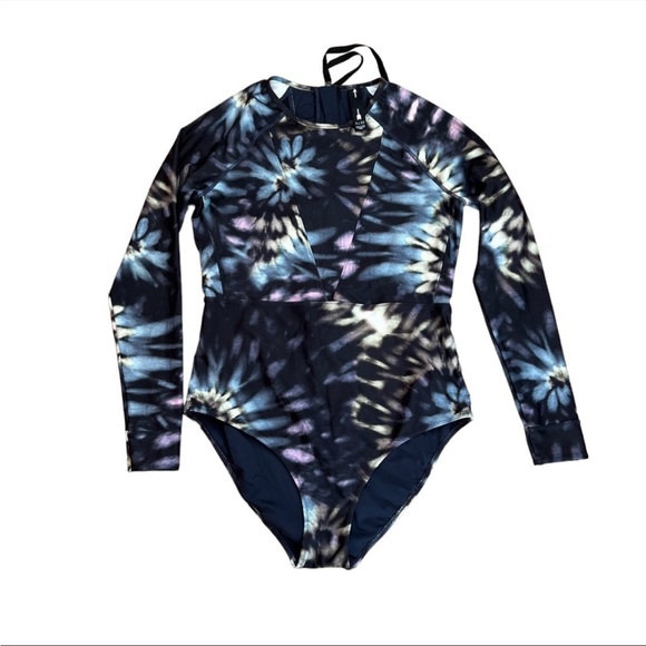 THE UPSIDE SURFSUIT, SIZE US 10. - Picture 5 of 14